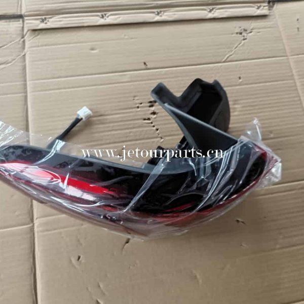 605000236aa tail corner lamp lh 18