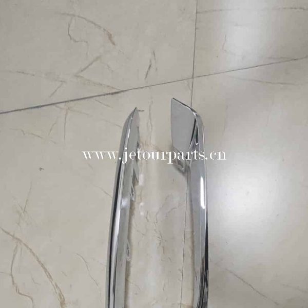 f01 2803518 front right daytime running lamp mouldin 357