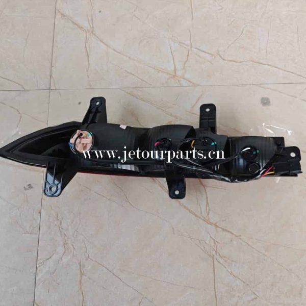 f08 4433020 feu arrière droit 646