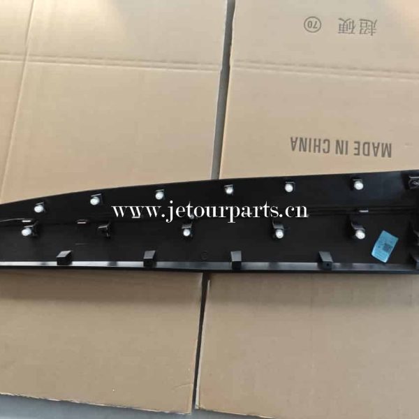 f16 5500220cb trim panel assy frt door rh 909