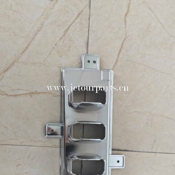 F18 4499010wd, garniture argentée, feu de jour gauche 1174