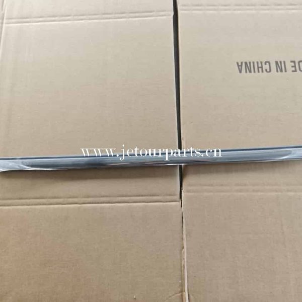 f18 6207220 trim strip rr dr rh 1226