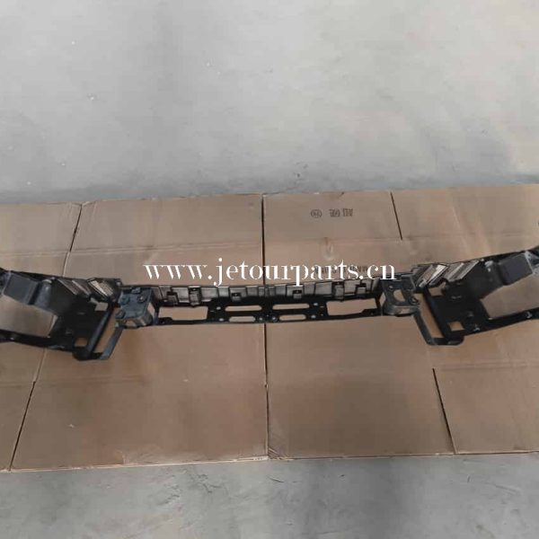 f26 28035013 средняя внутренняя рамка переднего бампера 1678