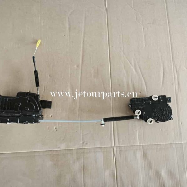 f26 5606030 rear door self priming lock assy 1900