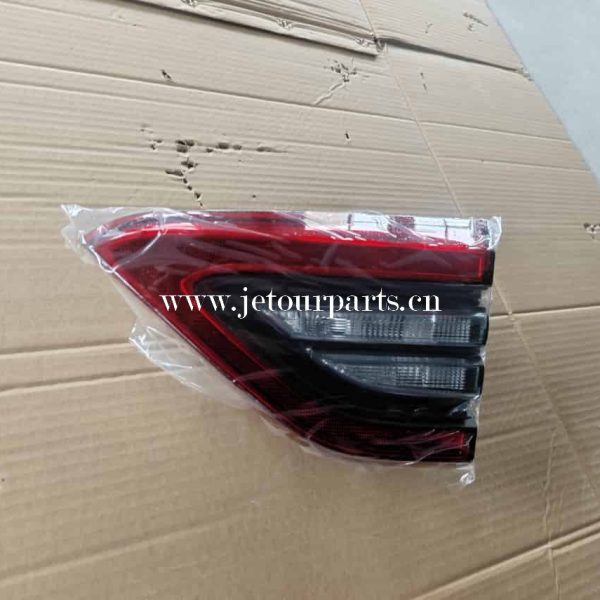 j68 4433040 tail gate lamp rh 125